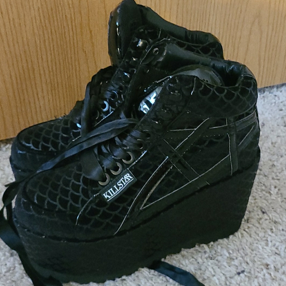 NWOT Killstar Platform Sneakers